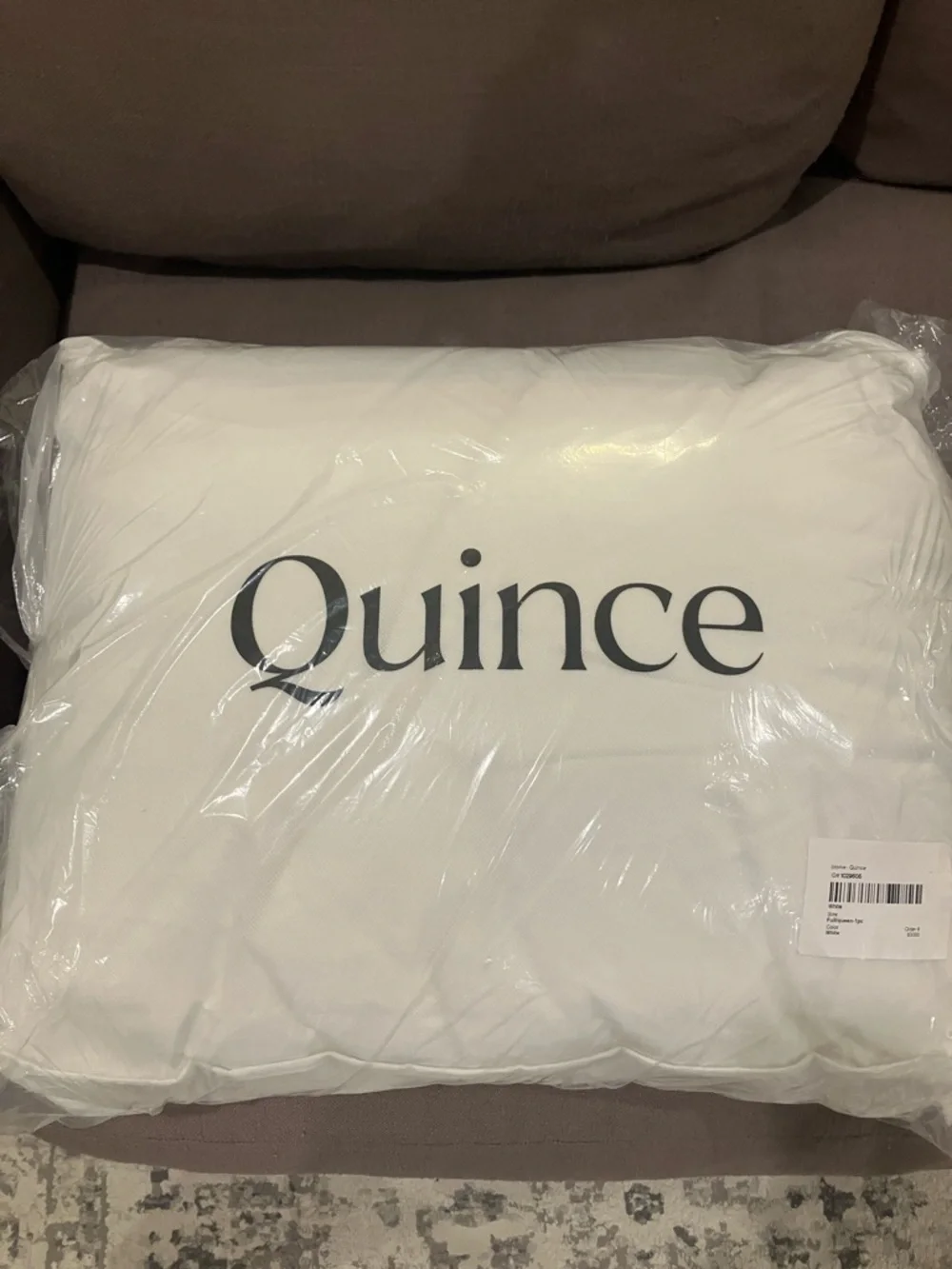 Quince alternative down comforter queen/full either lightweight or all season